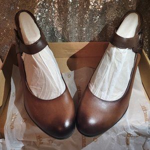 Earth Ankle Strap 9.5